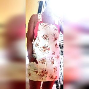 Denim medium floral overall skirt with pockets- So damn cute & Flattering!